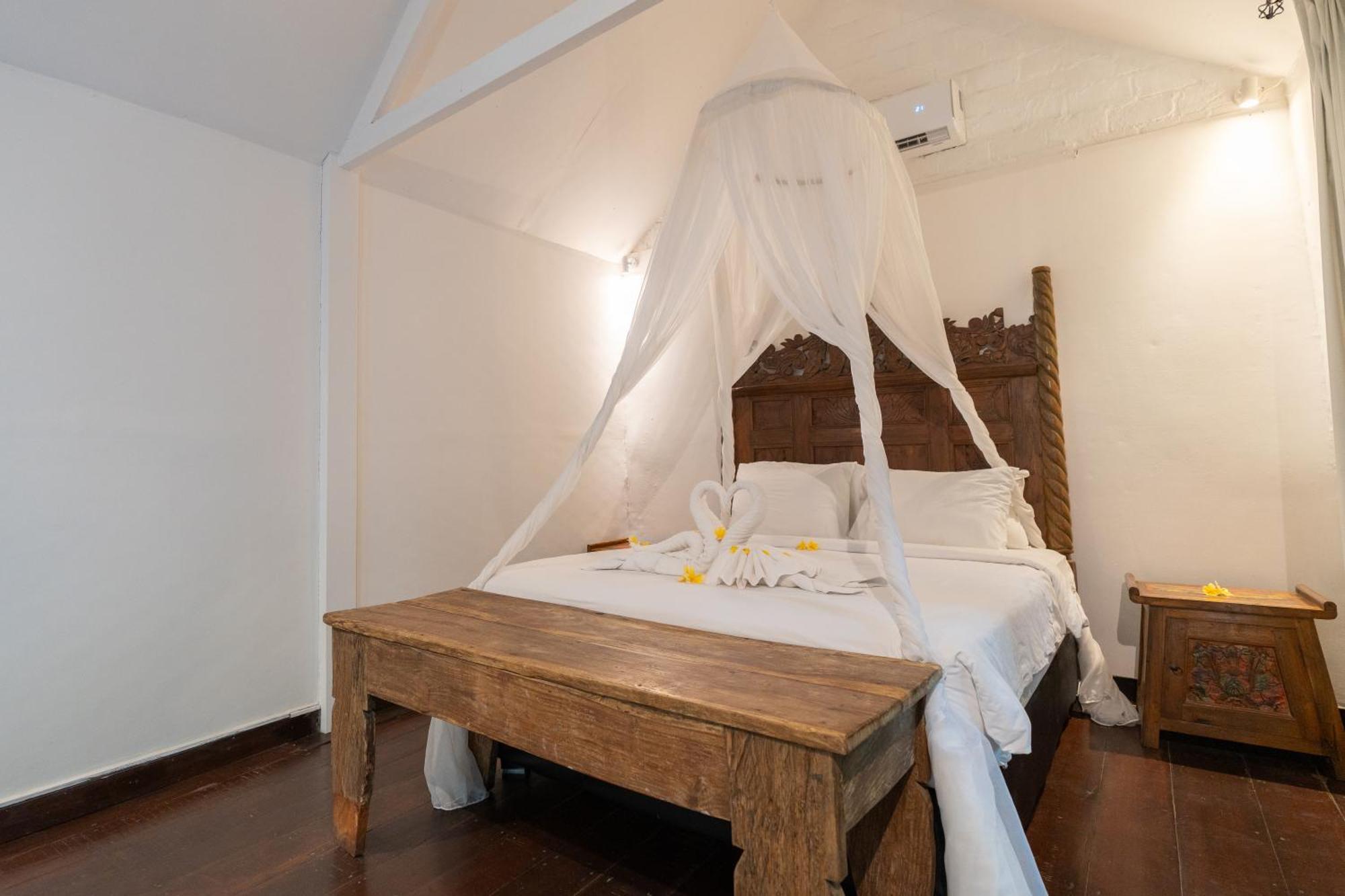 Отель The Gardens Seminyak Экстерьер фото