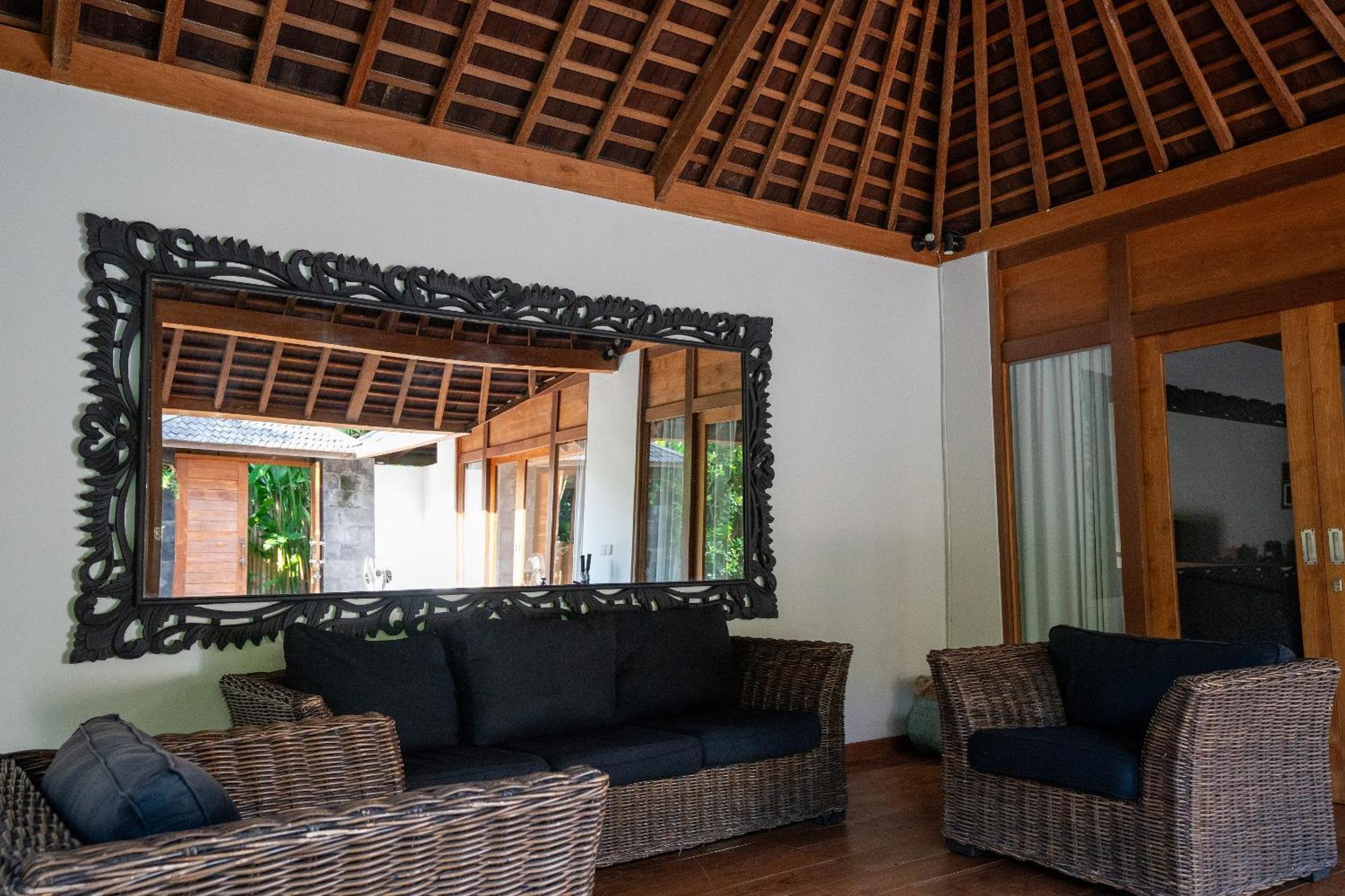 Отель The Gardens Seminyak Экстерьер фото